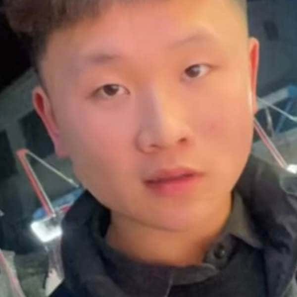 河南21岁单身帅哥真诚找对象-湖北征婚相亲网