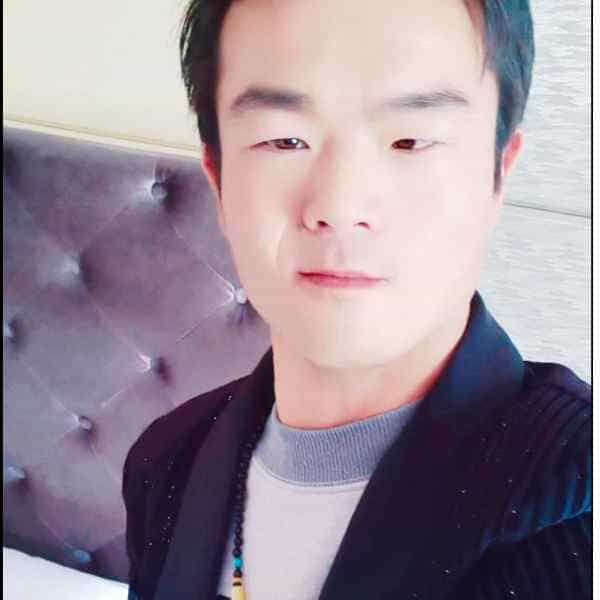 青海30岁单身帅哥真诚找对象-湖北征婚相亲网