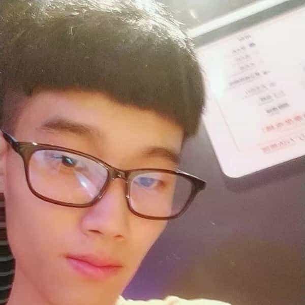 河南26岁单身帅哥真诚找对象-湖北征婚相亲网