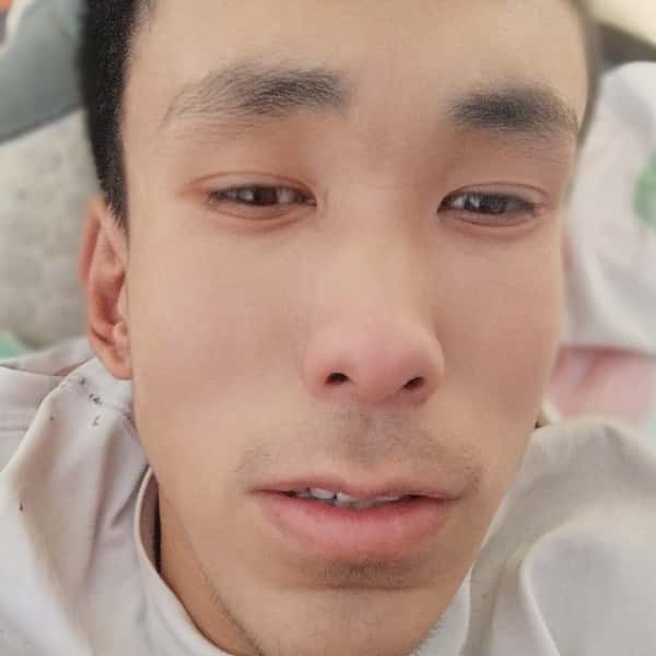 山东21岁单身帅哥真诚找对象-湖北征婚相亲网