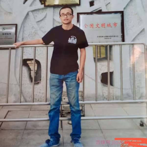 江苏36岁单身帅哥真诚找对象-湖北征婚相亲网