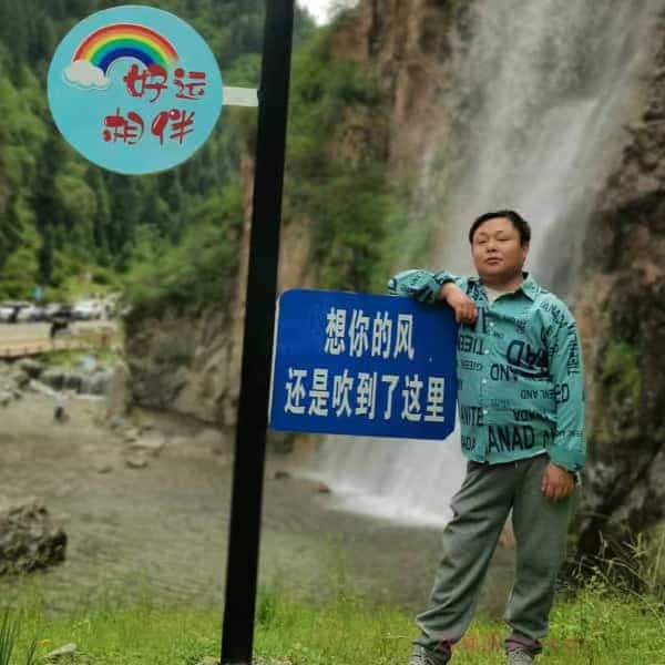青海32岁单身帅哥真诚找对象-湖北征婚相亲网