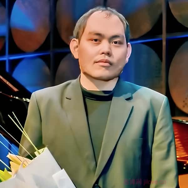 香港27岁单身帅哥真诚找对象-湖北征婚相亲网